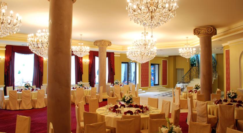 سالن پذیرایی  هتل النا بلغارستان