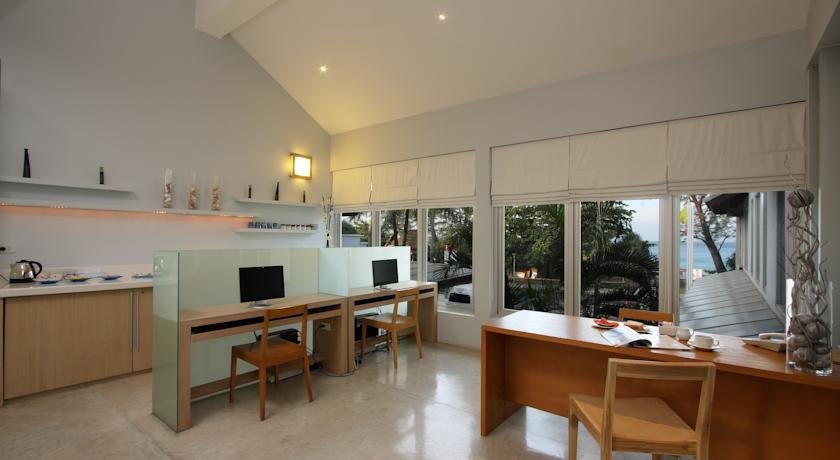 لابی هتل رامادا پوکت