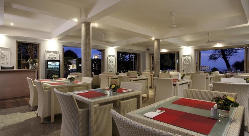 رستوران هتل رامادا پوکت