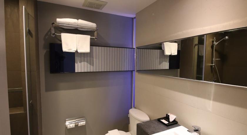 اتاق هتل سان اکسکلوسیو پاتایا تایلند