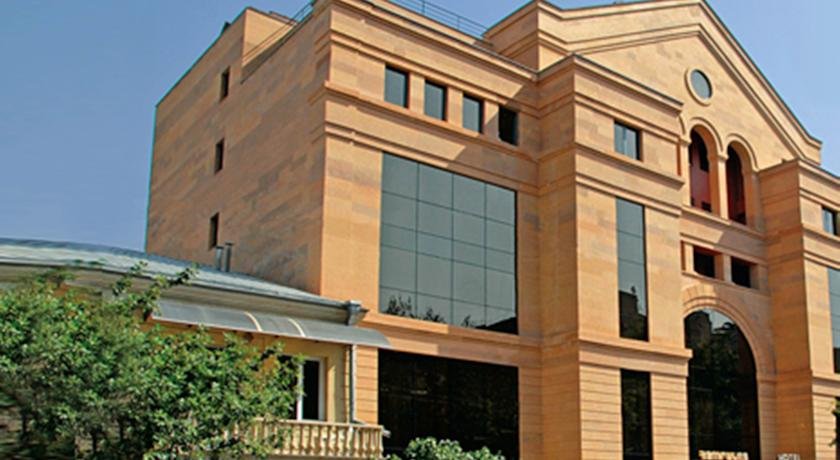 هتل رویال پلازا هتل رویال پلازا