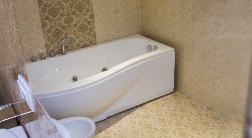 اتاق هتل رویال پلازا ایروان اتاق هتل رویال پلازا ایروان