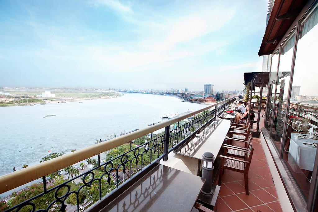 رستروان هتل مجستیک سایگون هوشی مین