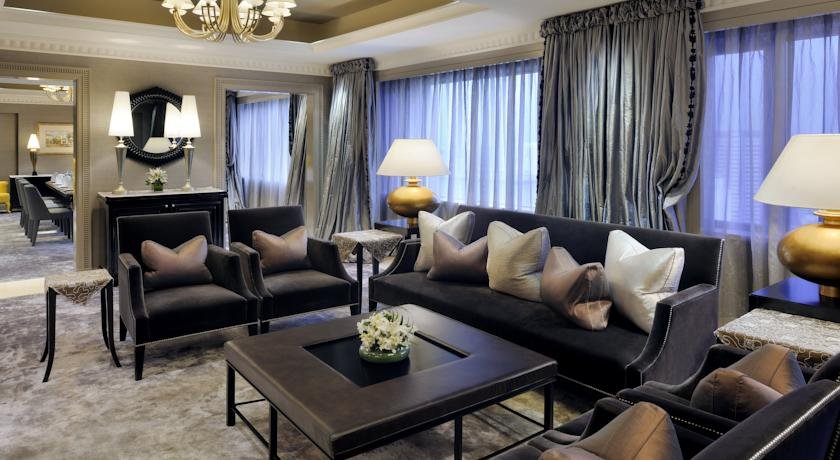 رستوران هتل مندرین ارکارد سنگاپور 