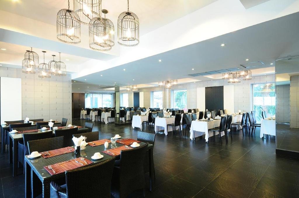 رستوران هتل پاتونگ هریتیج پوکت رستوران هتل پاتونگ هریتیج پوکت