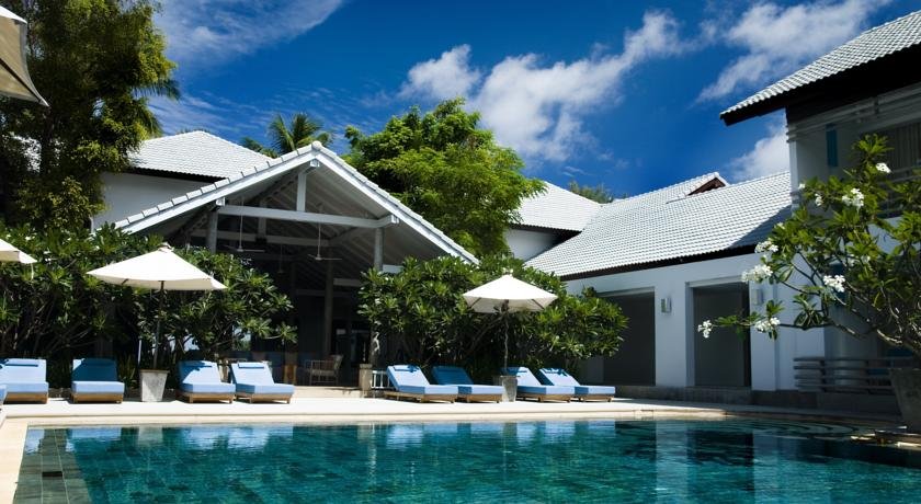 استخر هتل رامادا پوکت