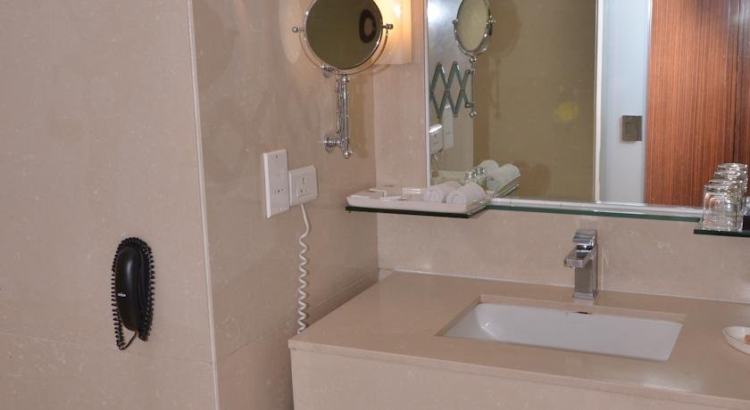 اتاق هتل کانتری این دهلی اتاق هتل کانتری این دهلی