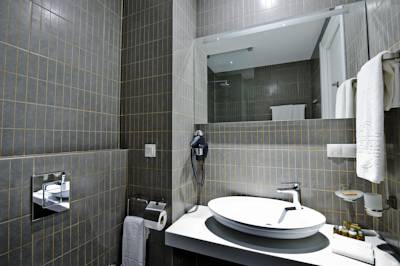 اتاق هتل گلدن پالاس تفلیس