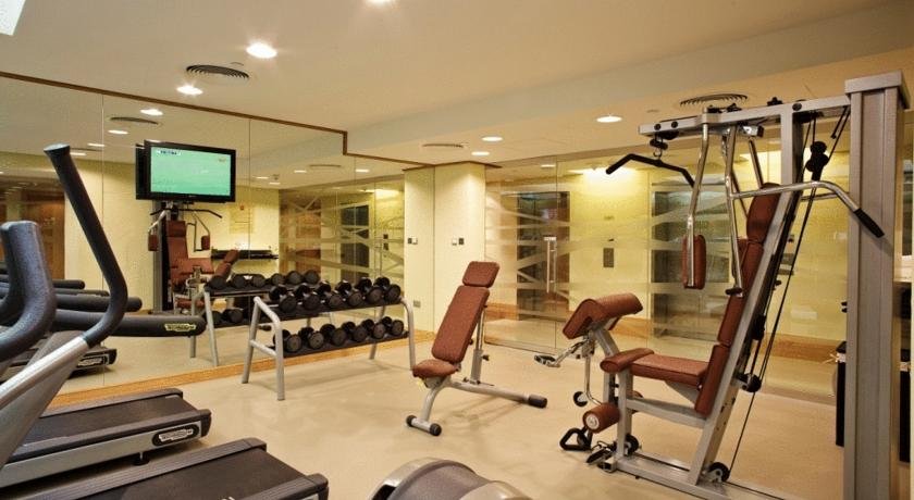 سالن بدنسازی هتل ایبیس الرقه دبی امارات متحده ی عربی