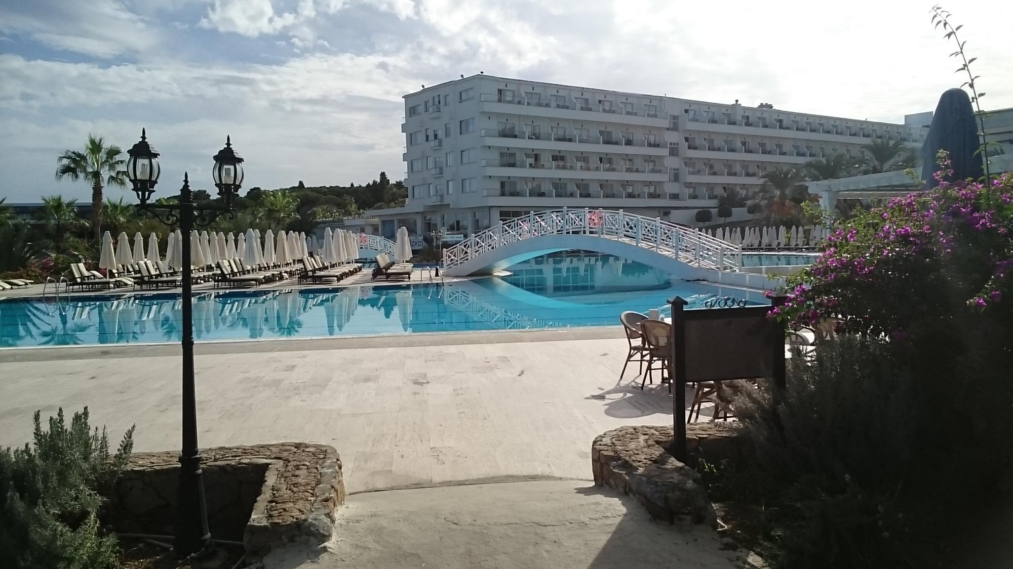 هتل آکاپولکو بیچ