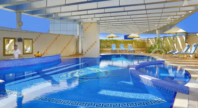 استخر هتل سیتی سیزن دبی