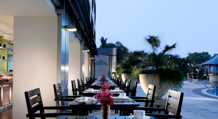 رستوران هتل فیرمونت سنگاپور