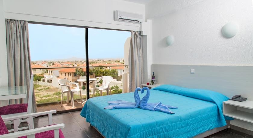 اتاق هتل اس ولتوس لارناکا