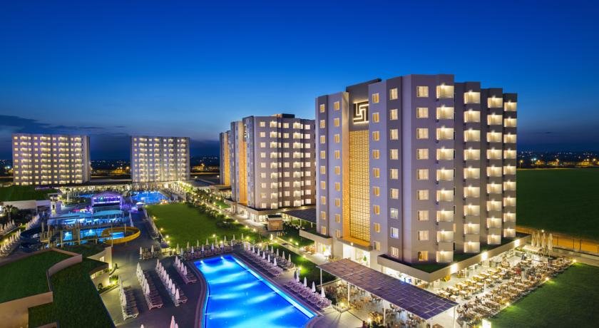 هتل گرند پارک لارا