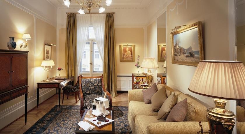 اتاق هتل بلموند گرند سنت پترزبورگ