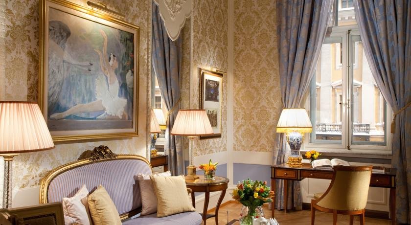 اتاق هتل بلموند گرند سنت پترزبورگ