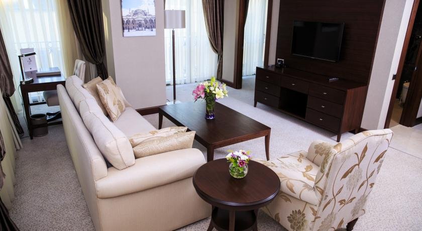 اتاق هتل کلاریون سوئیت شیشلی