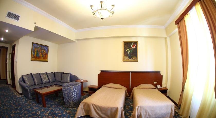 اتاق هتل متروپل ایروان