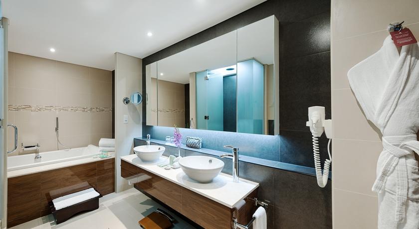 اتاق هتل وارویک دبی