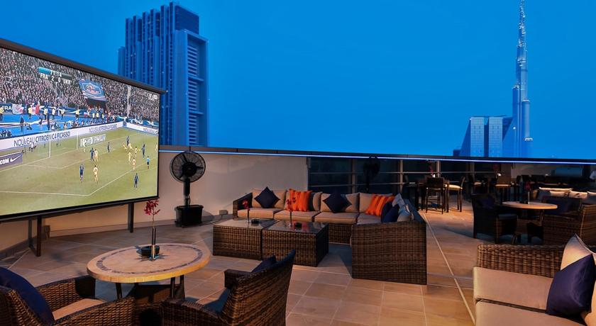 رستوران هتل وارویک دبی