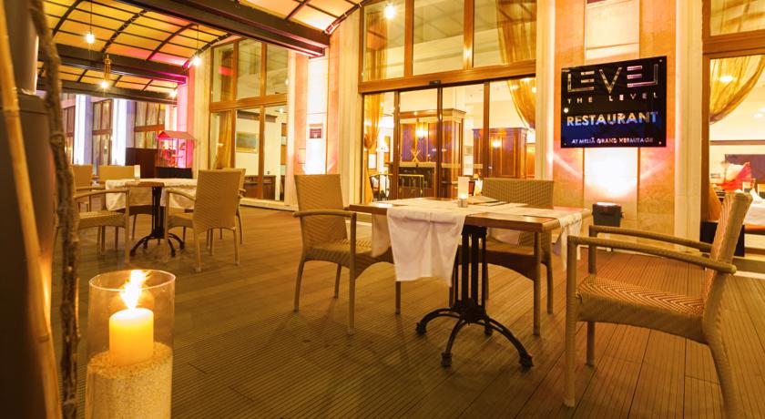 رستوران هتل ملیا گرند گلدن سندز