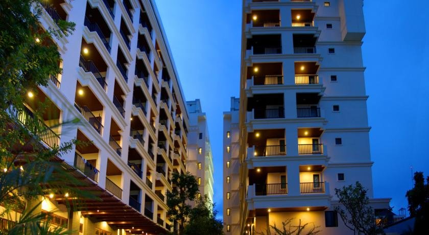 هتل مایک گاردن ریزورت