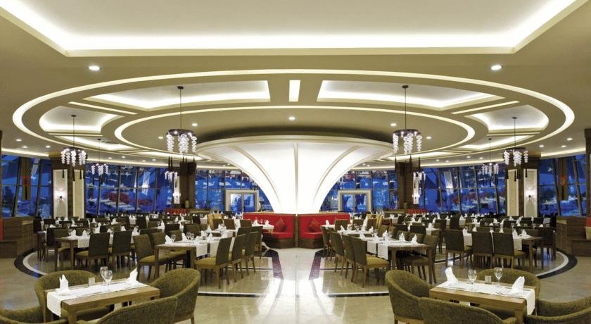 رستوران هتل پالوما پاشا کوش آداسی