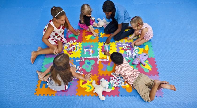 کیدز کلاب هتل کرومبا مالدیو