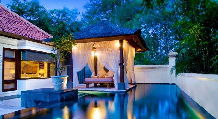 استخر هتل لاگونا بالی