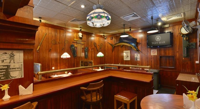 رستوران هتل آستوریا