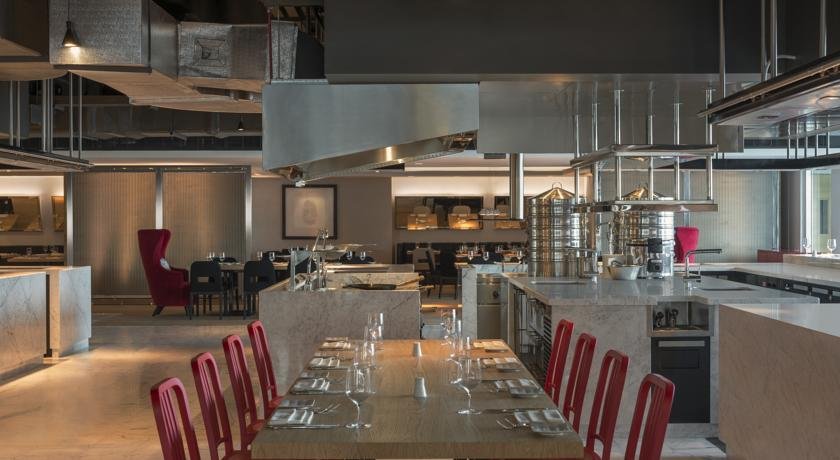 رستوران هتل شرایتون گرند دبی