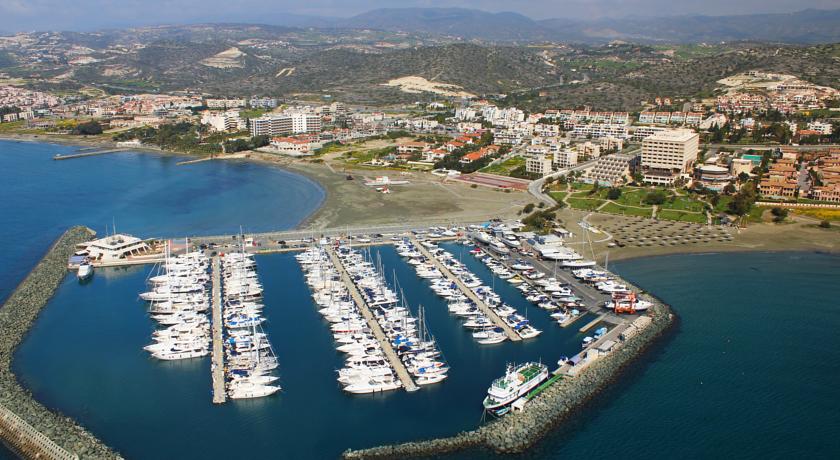 هتل سینت رافائل لیماسول