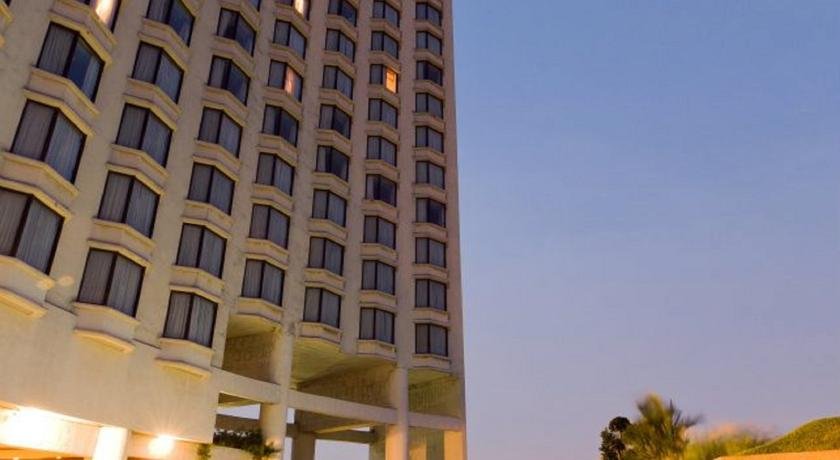 هتل مونتین ریورساید