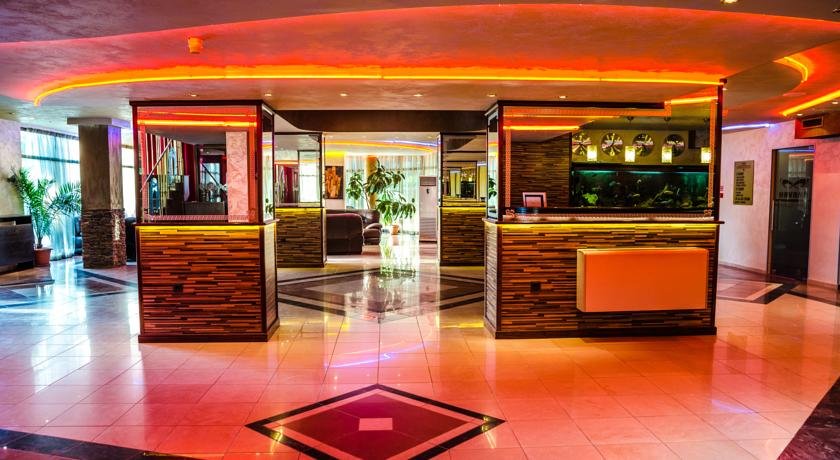 لابی هتل هاوانا بلغارستان
