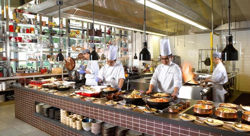 رستوران هتل وان فارر سنگاپور 