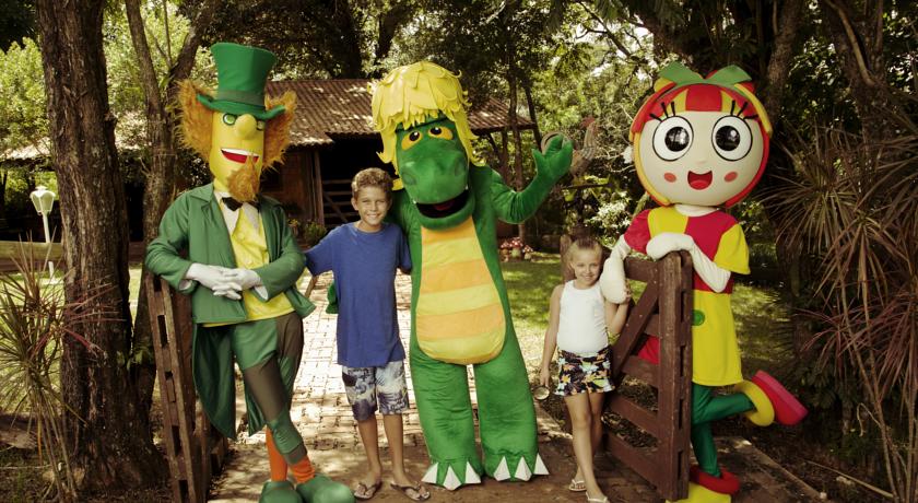 کیدزکلاب هتل مابو ترماس ایگواسو