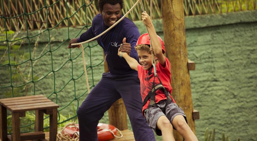 کیدزکلاب هتل مابو ترماس ایگواسو