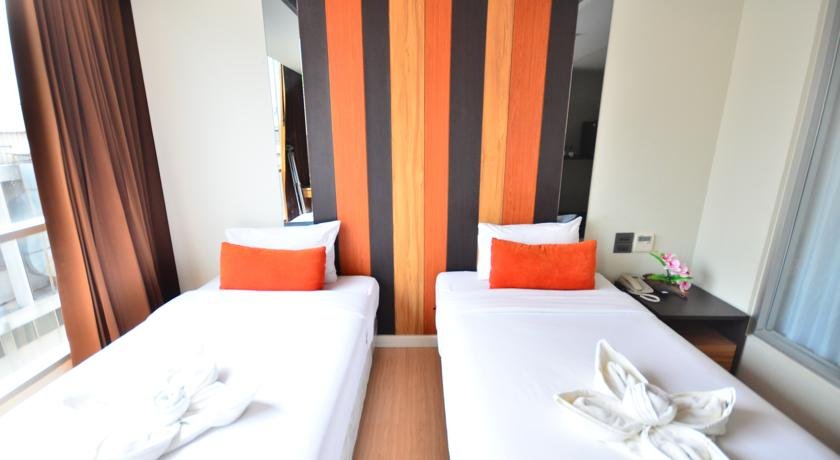 اتاق هتل اچ رزیدنس بانکوک