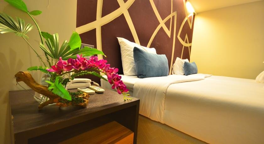 اتاق هتل اچ رزیدنس بانکوک