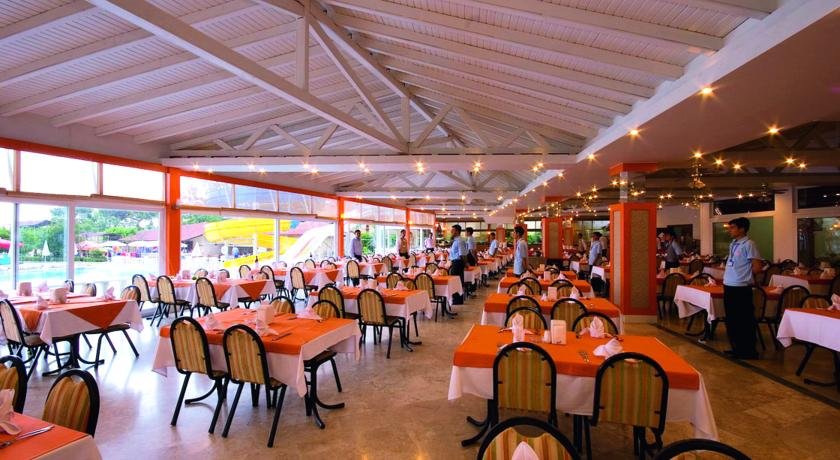 هتل کارلتا بیچ آنتالیا ترکیه