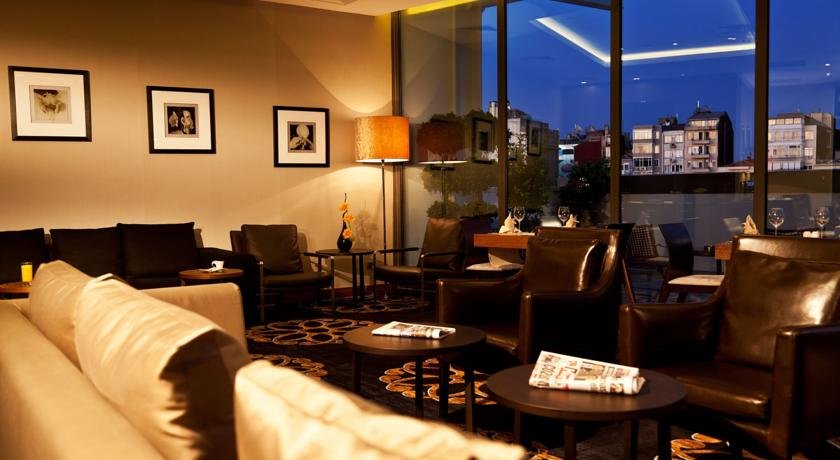 رستوران هتل کرون پلازا استانبول رستوران هتل کرون پلازا استانبول