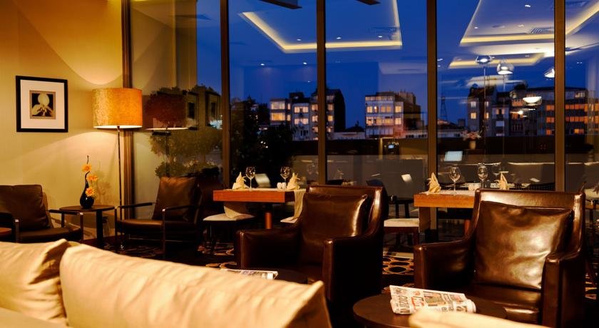 رستوران هتل کرون پلازا استانبول رستوران هتل کرون پلازا استانبول