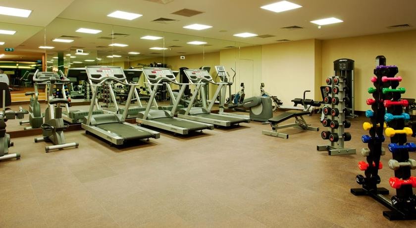 سالن بدنسازی هتل کرون پلازا استانبول سالن بدنسازی هتل کرون پلازا استانبول