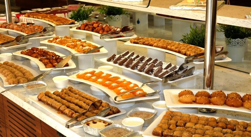 رستوران هتل آکوا فانتزی کوش آداسی