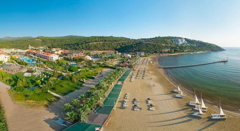 ساحل هتل آکوا فانتزی کوش آداسی