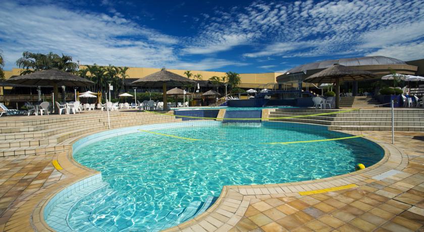 استخر هتل مابو ترماس ایگواسو