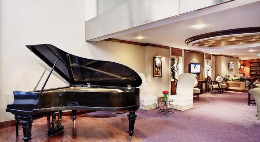 لابی هتل ارسین پریمیر تکسیم