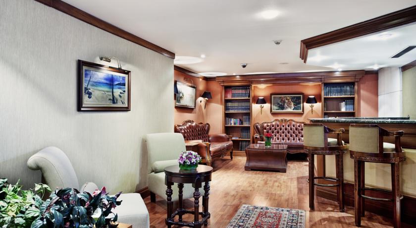 لابی هتل ارسین پریمیر تکسیم