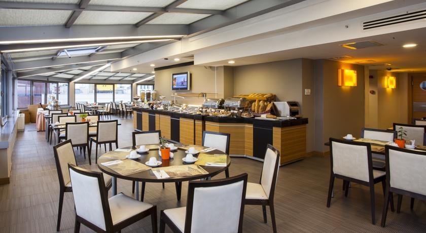 رستوران هتل ارسین پریمیر تکسیم