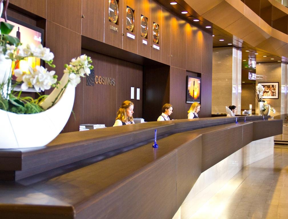 لابی هتل کاسموس مسکو